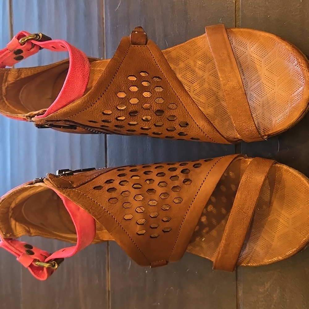 A.S. 98 RARE Leather Boho Heeled Sandals Sz 39 - Picture 10 of 10